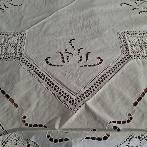 Tablecloth new 140×140