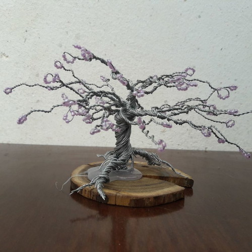 Decorative tree made of wire and beads on wooden base new