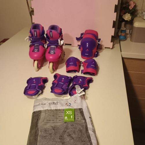Oxelo Kids Roller Skates like new, sizes 26-28, ages 6-10 with protective set