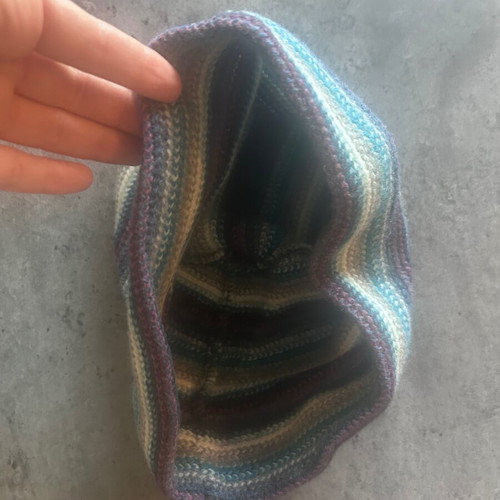 Unisex hipster knitted wool beanie new, multicolor blue