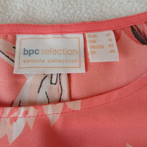 Bpc Selection Bonprix blouse with flowers, like new, size L