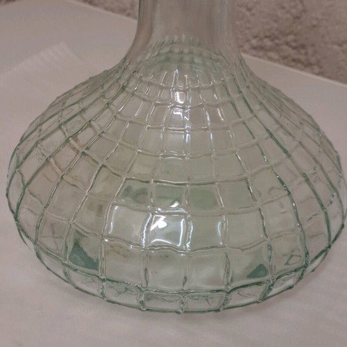 Carafe used, old for wine