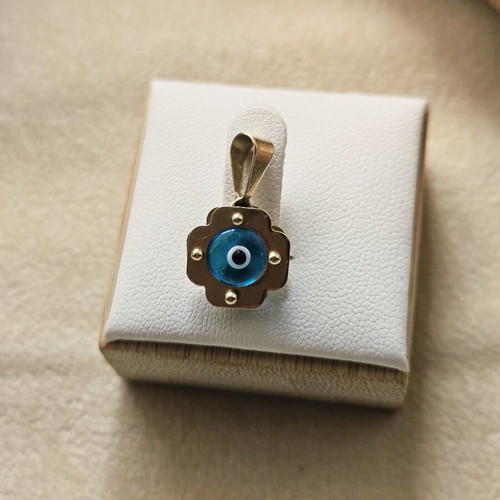 3D 585 14K pendant with evil eye