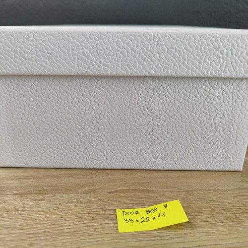 Dior empty shoe box used, 33 x 22 x 11 cm