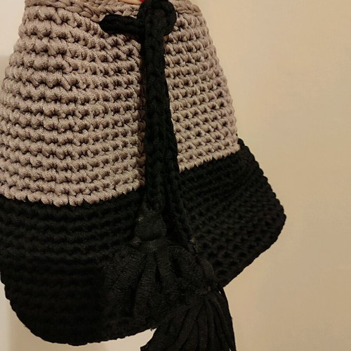 Women's shoulder bag new handmade black and beige