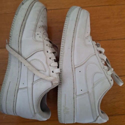 Nike shoes used, athletic, size 38.5