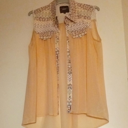 Silvian Heach sleeveless blouse like new, boho style, colorful orange