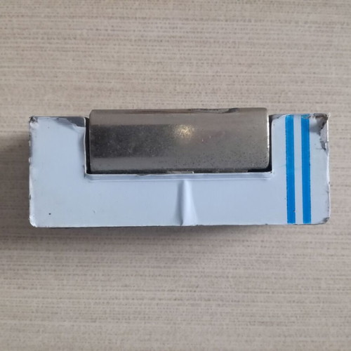 Domus electric door strike 8-12v used with button and new 250mm plate