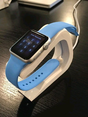 стойка за зареждане на Apple Watch