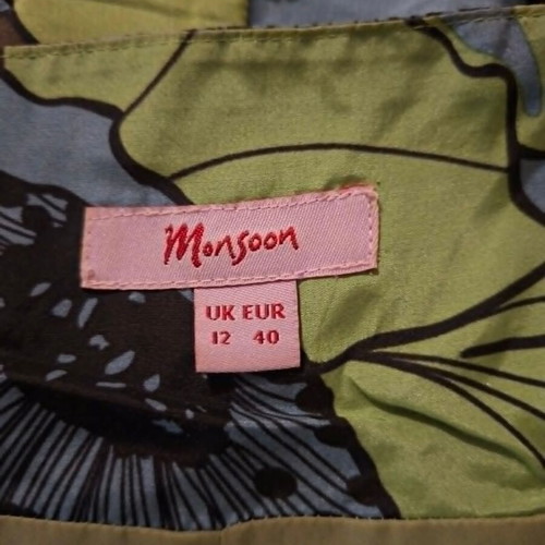 Monsoon dress size M, green floral embroidered