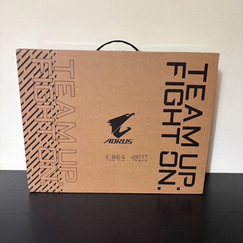 Gigabyte Aorus 16X 16" gaming laptop i9-14900HX 32GB 2TB SSD RTX 4070 new
