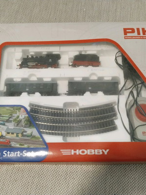 Σετ μοντελιστικού τρένου PIKO HO Start-Set 57110 μεταχειρισμένο