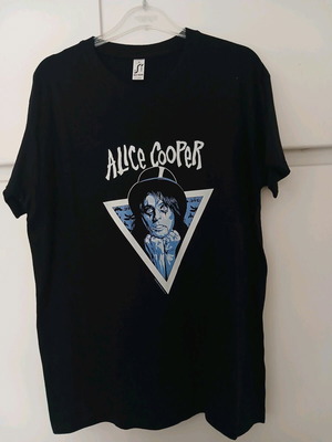 Alice Cooper тениска нова, размер medium от концерт 2025