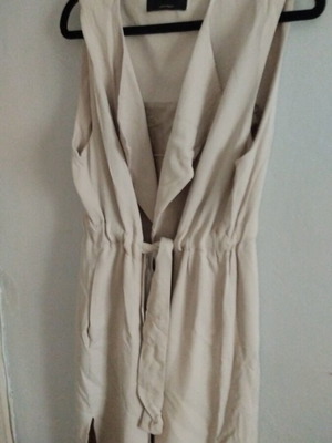 Massimo Dutti sleeveless long cardigan with belt size XL like new beige