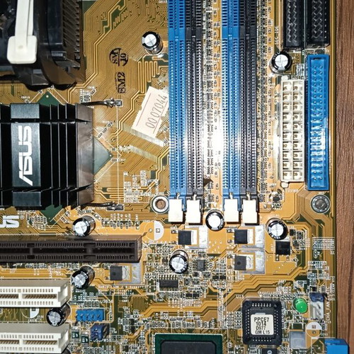 Asus P4C800-E Deluxe vintage motherboard with Intel Pentium 4 3GHz used