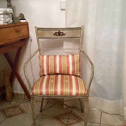 Metal chair retro with back cushion like new