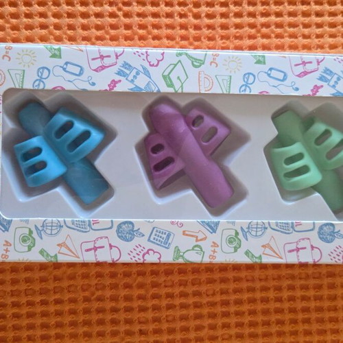 Writing Aid Tripod Grip Set of 3 Like New