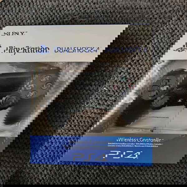 Sony DualShock 4 Контролер черен