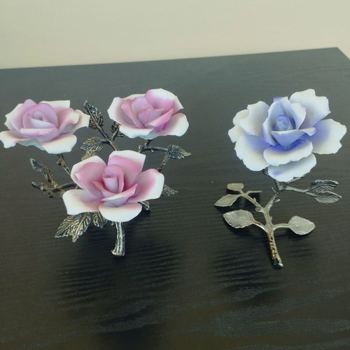 Porcelain decorative roses used, set of 2 pieces