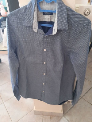 Ανδρικό πουκάμισο Zara slim fit, μπλε σκούρο με λευκό, σε άριστη κατάσταση
