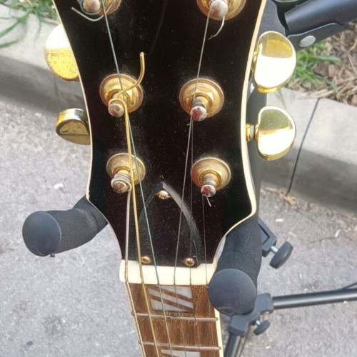 Electric guitar LesPaul George Miles signature like new