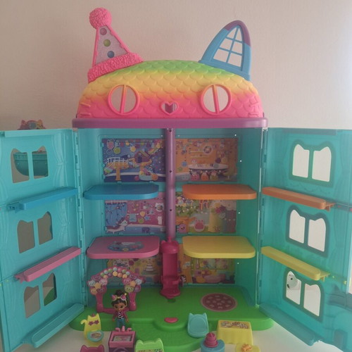 Gabby's Dollhouse like new with all accessories