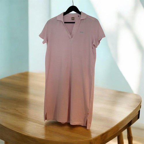 Boss pink polo dress like new, size M