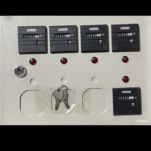 Heating autonomy panel new with 5 hour meters and key