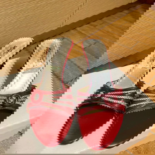 Κόκκινα kitten heels