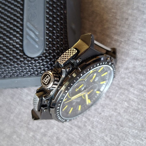 Festina F16971/3 Chrono-Bike wristwatch like new, black and yellow