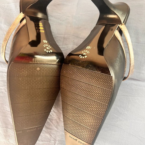 Claudia Nardi anatomical mules No40 new, black and silver