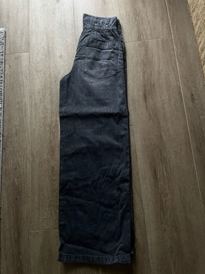Bershka Flared Jeans Size 34 Like New Black