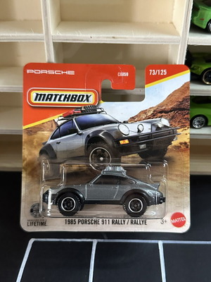 Matchbox 1985 Porsche 911 Rally new, sealed