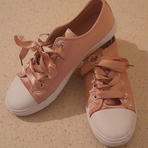 Airstep satin pink shoes size 38 like new