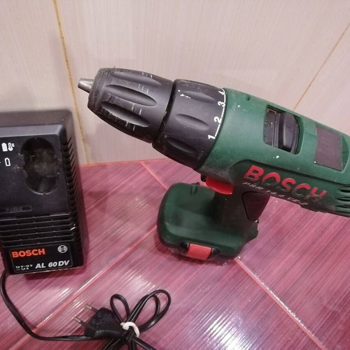 Bosch screwdriver used with charging station