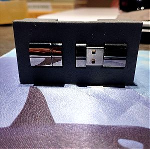 Μανικετόκουμπα USB 8gb
