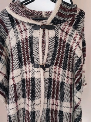 Vergi poncho new with hood, one size, gray
