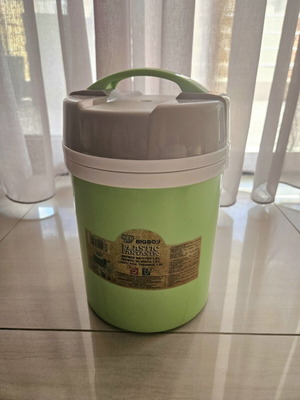 Bigboy Plastic Fantastic Food Thermos Lunch Box 1.8L used