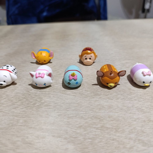 Disney Tsum Tsum set of 7 squishy toys used