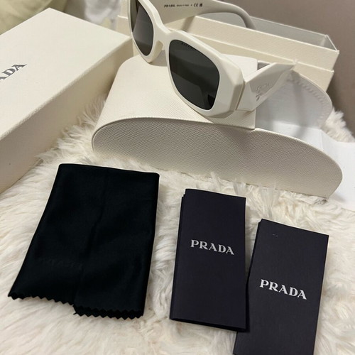 Prada sunglasses white like new