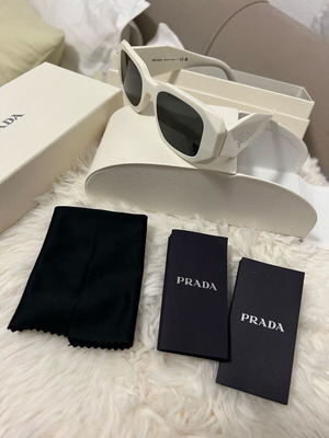 Prada sunglasses white like new