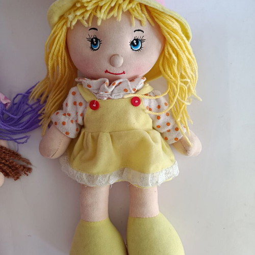 Cloth dolls set of 3 like new, sizes 40, 32 and 30 cm