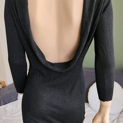 Toi & Moi black dress like new with open back
