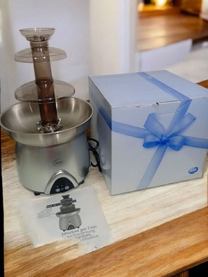 AMC electric chocolate fountain in gift box #B0104