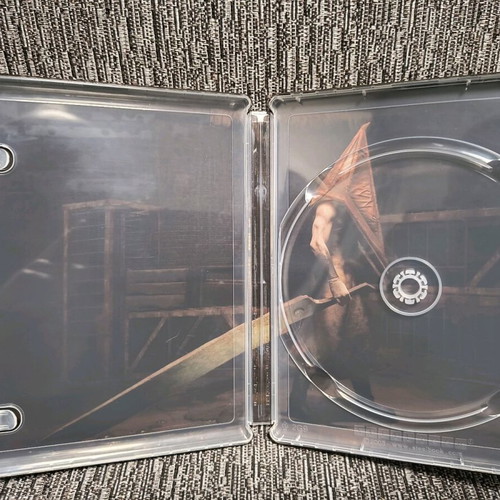 Silent Hill 2 Steelbook like new for PlayStation 5