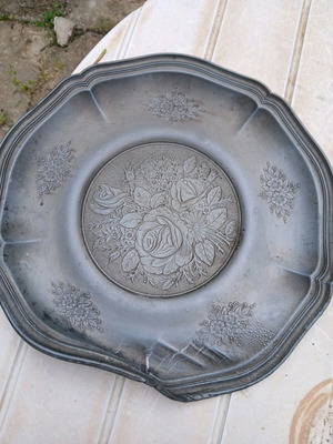 Antique plate used with defect