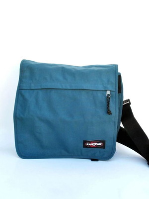 Eastpak Vintage Messenger Bag Blue Shoulder Laptop Y2K, like new