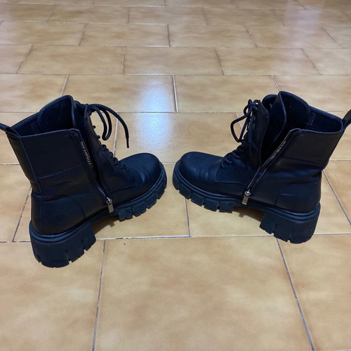 Migato ankle boots like new, black, size 39