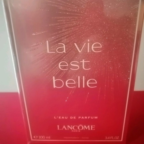 La vie est belle Eau de Parfum 100 ml perfume new