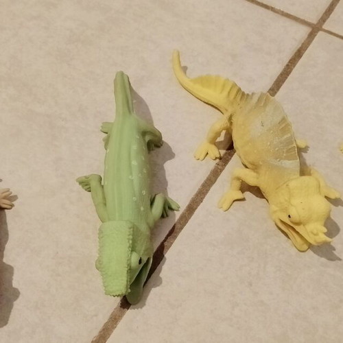 Rubber toys set of 4 used, chameleons and reptiles